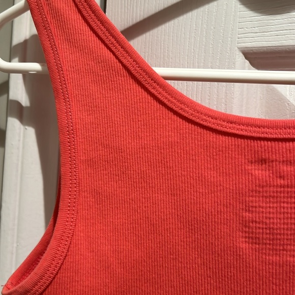 (2) Medium St. John’s Bay Ribbed Tanks - Coral and Magenta - Picture 4 of 5